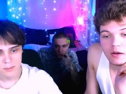 Screen Grab from thomas_crow