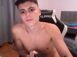 Screen Grab from thomassex0