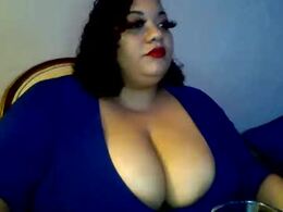 Screen Grab from throatgoathunnybunz
