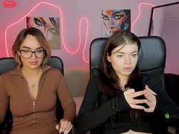 Screen Grab from tina_bonbon