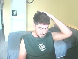 Screen Grab from tinchoxx1