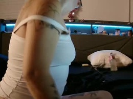 Screen Grab from tinylatina1986