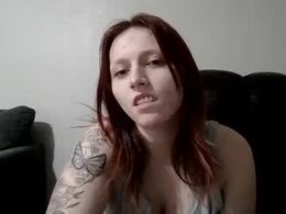 Screen Grab from tinymariah098