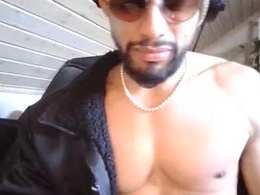 Screen Grab from tropppel888