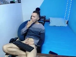 Screen Grab from troy_6969