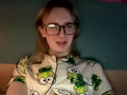 Screen Grab from tsavadoll