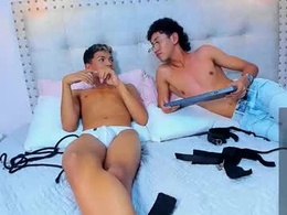 Screen Grab from twink_royale18