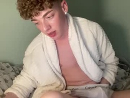 Screen Grab from twinkchic