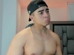 Screen Grab from tyler_king11