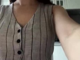 Screen Grab from tyxie01