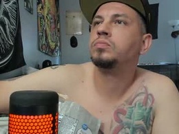 Screen Grab from uncutstudxxx