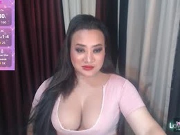 Screen Grab from united_cummaria