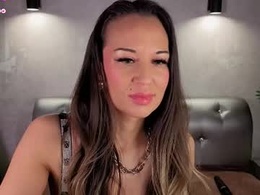 Screen Grab from unreal_olivia