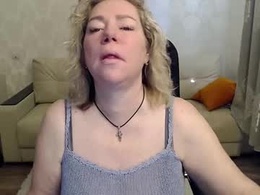 Screen Grab from unsual_milf