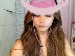 Screen Grab from ur_extraordinary_nicole