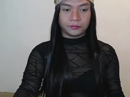 Screen Grab from ur_hotcarla