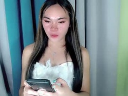 Screen Grab from ur_innocent_girlx