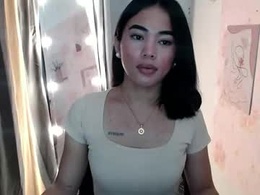 Screen Grab from urasiangirl01