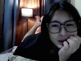 Screen Grab from urcuteyuri_xoxo