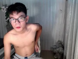 Screen Grab from urdreamboy_doms