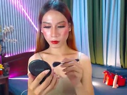 Screen Grab from urexpensivejulia