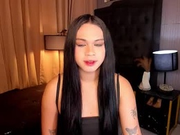 Screen Grab from urhotsexyjulia