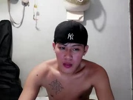 Screen Grab from urhugecock_asian