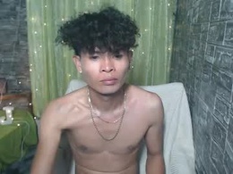 Screen Grab from urlatino_boy