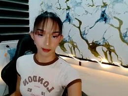 Screen Grab from ursexybabelia