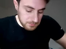 Screen Grab from ursweetdreamx