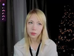 Screen Grab from uwu_flower