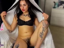 Screen Grab from val_xo