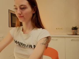 Screen Grab from valenora_xs