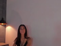 Screen Grab from valentina__doll