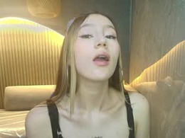 Screen Grab from valentina__r