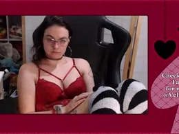 Screen Grab from velvet_liz