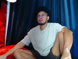 Screen Grab from velvet_nigths