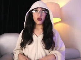 Screen Grab from velvet_raze