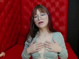 Screen Grab from verobloomx