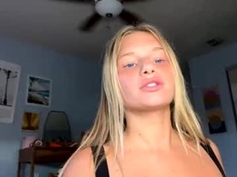 Screen Grab from verycherryxx