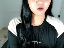Screen Grab from vhannie_sexmachine