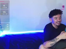 Screen Grab from vicky_tomy69