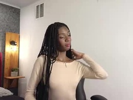 Screen Grab from victoria_noir_18
