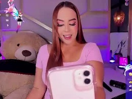 Screen Grab from victorialuxx_