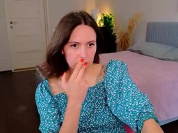 Screen Grab from vikki_chase