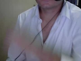 Screen Grab from vincenthrt