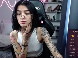 Screen Grab from vinkitinkii