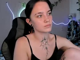 Screen Grab from violaf1ex