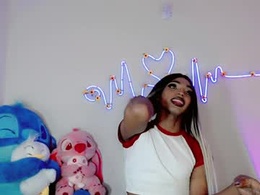 Screen Grab from violeta_r_01