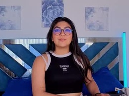 Screen Grab from violettabloom1_